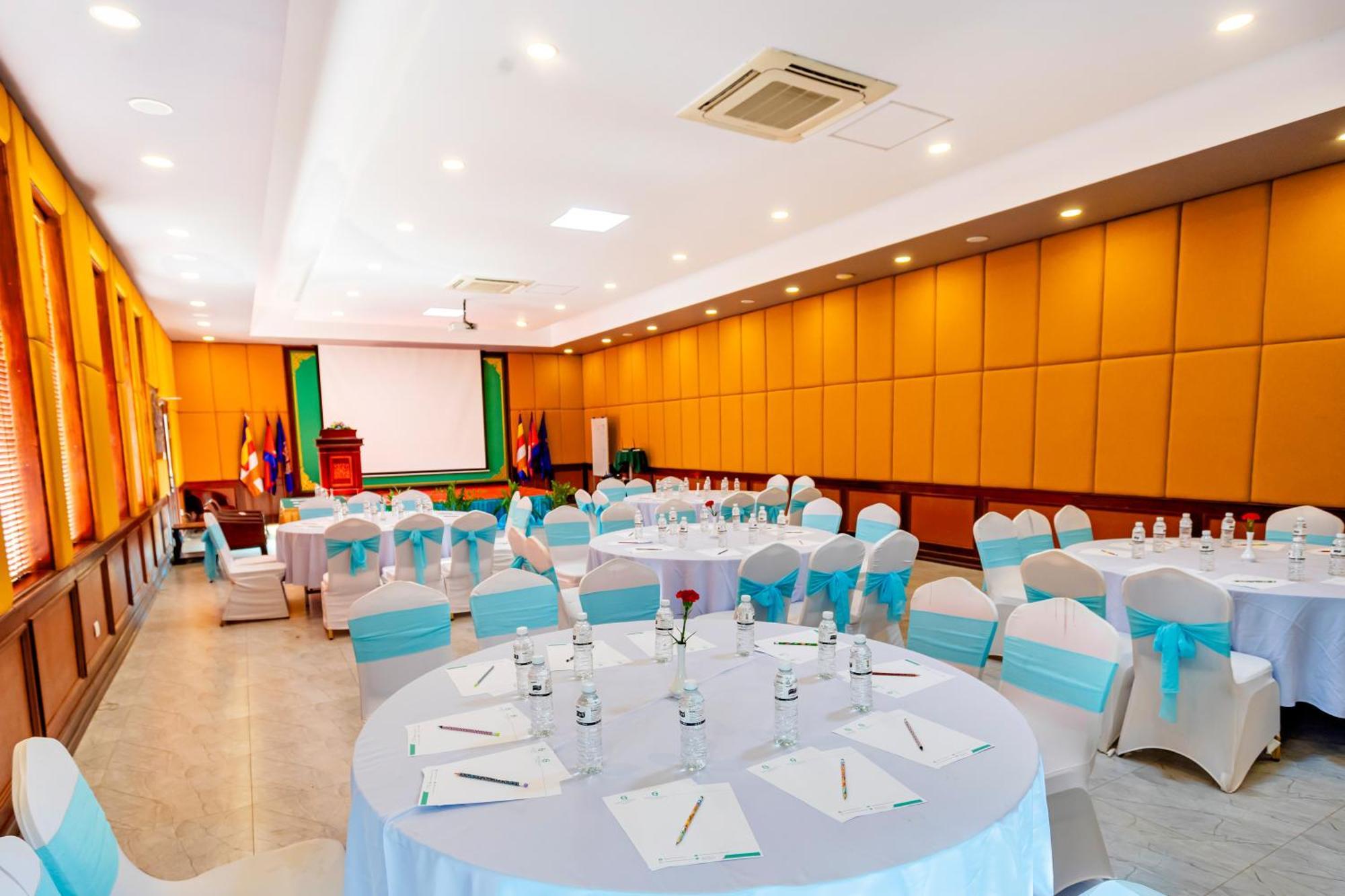 Green Amazon Residence Siem Reap Bagian luar foto